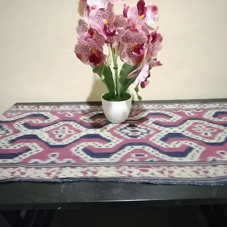 Ishak Kaseh Homestay Parit Raja Exterior photo